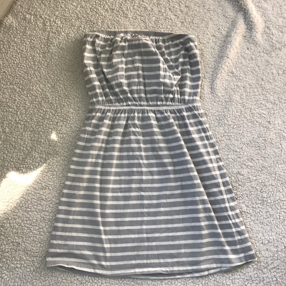Old Navy strapless dress